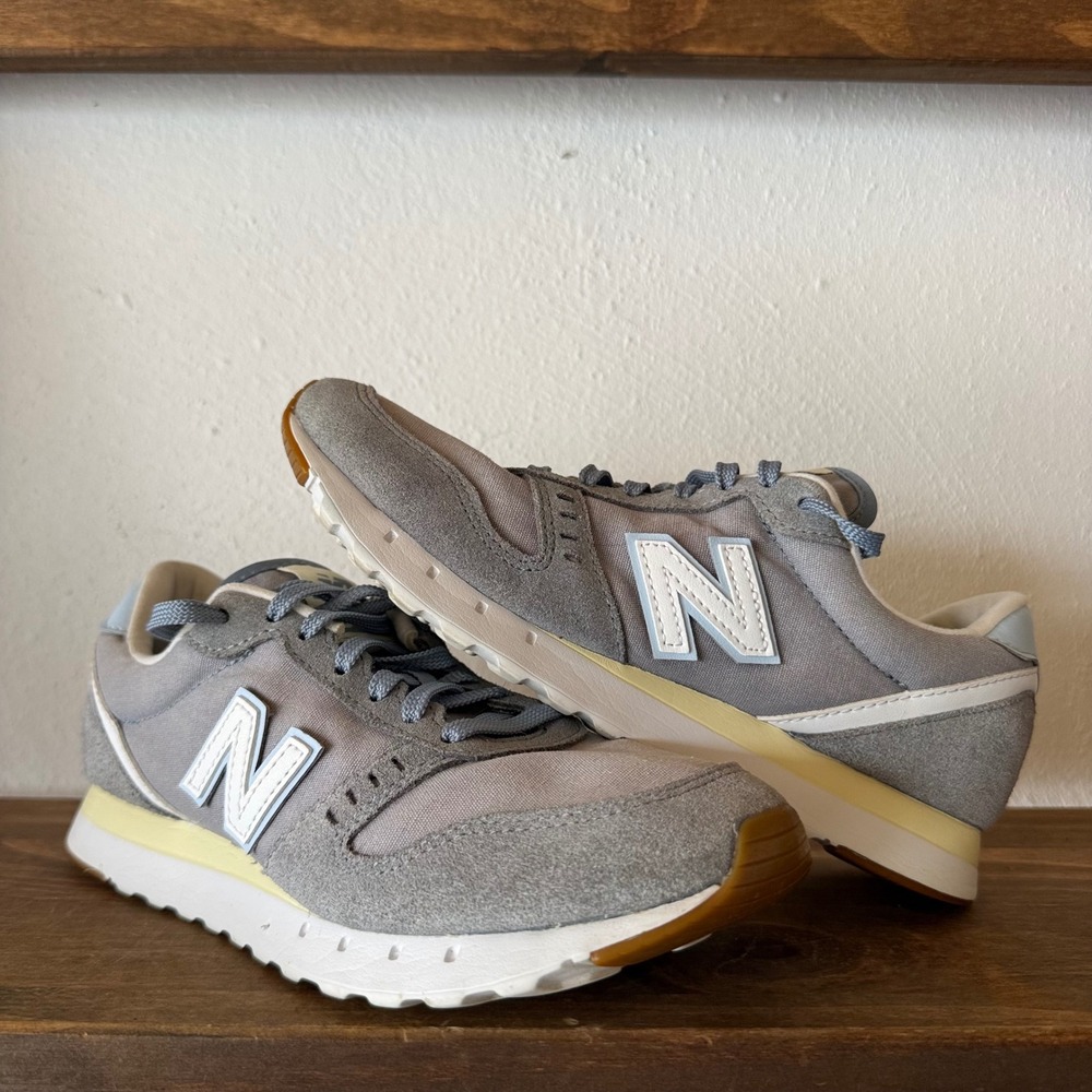 New Balance Sneakers Womens 8 311 v2 Grey Suede Canvas Lifestyle WL311TA2